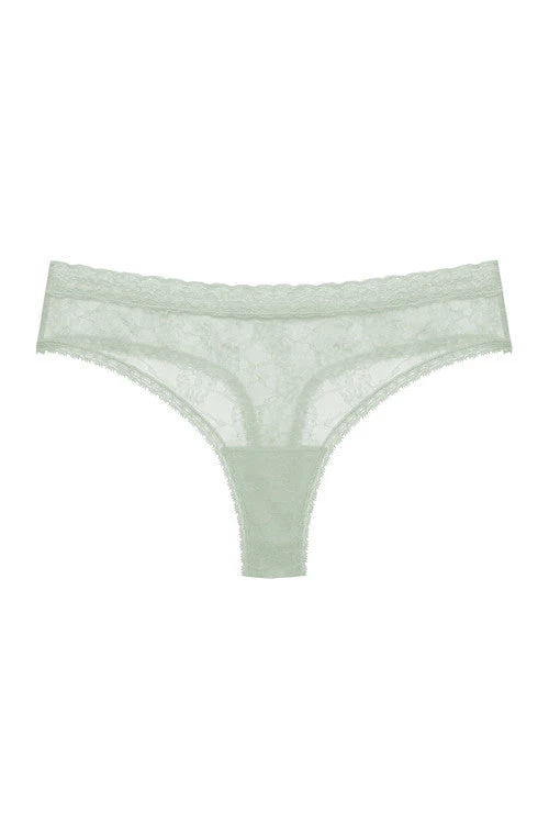 Bliss Allure One-Size Lace Thong