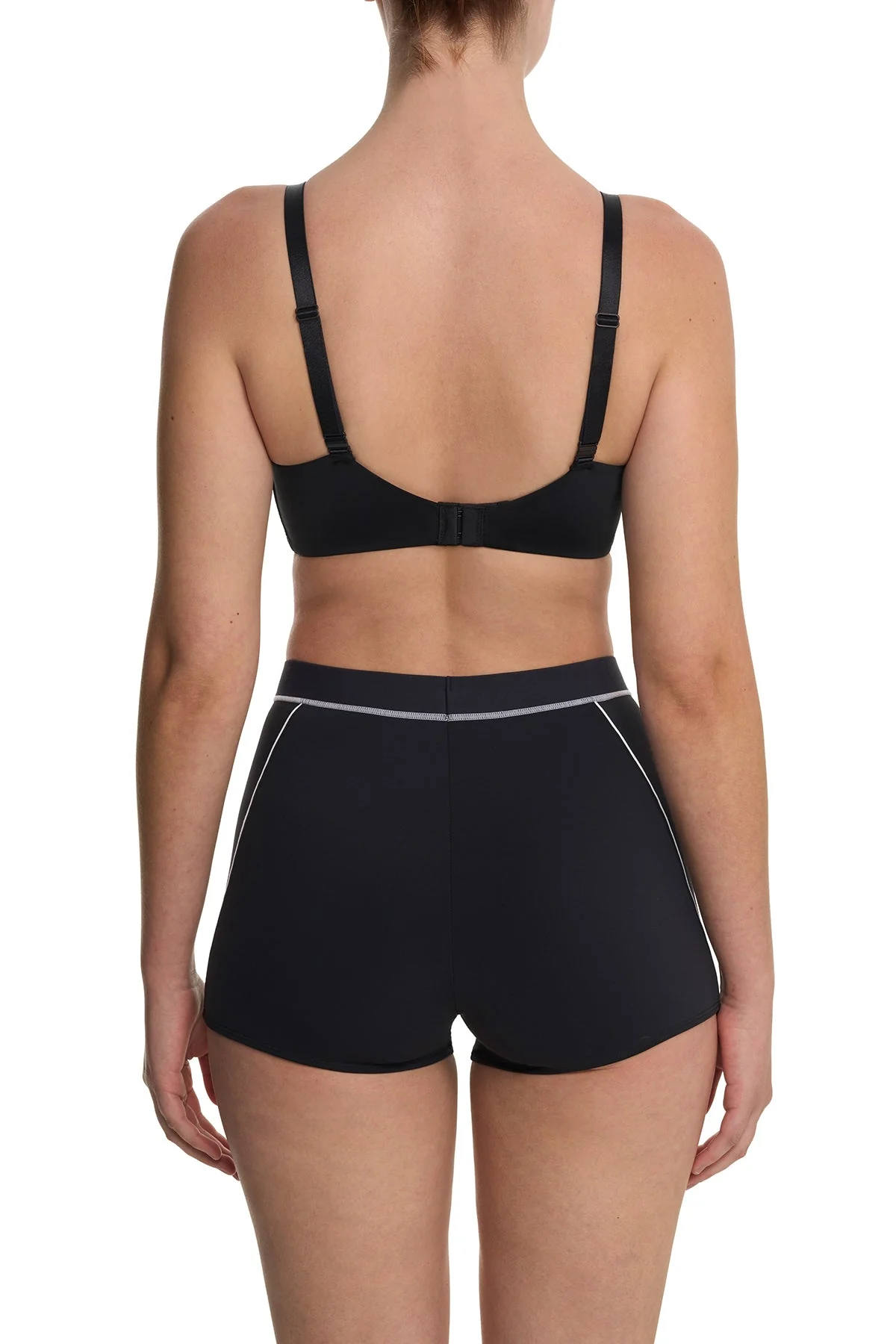 Elevate Convertible Wireless Sports Bra - Image 13